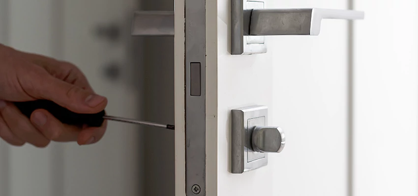 Key Programming Locksmith Open Now in Hesperia, California